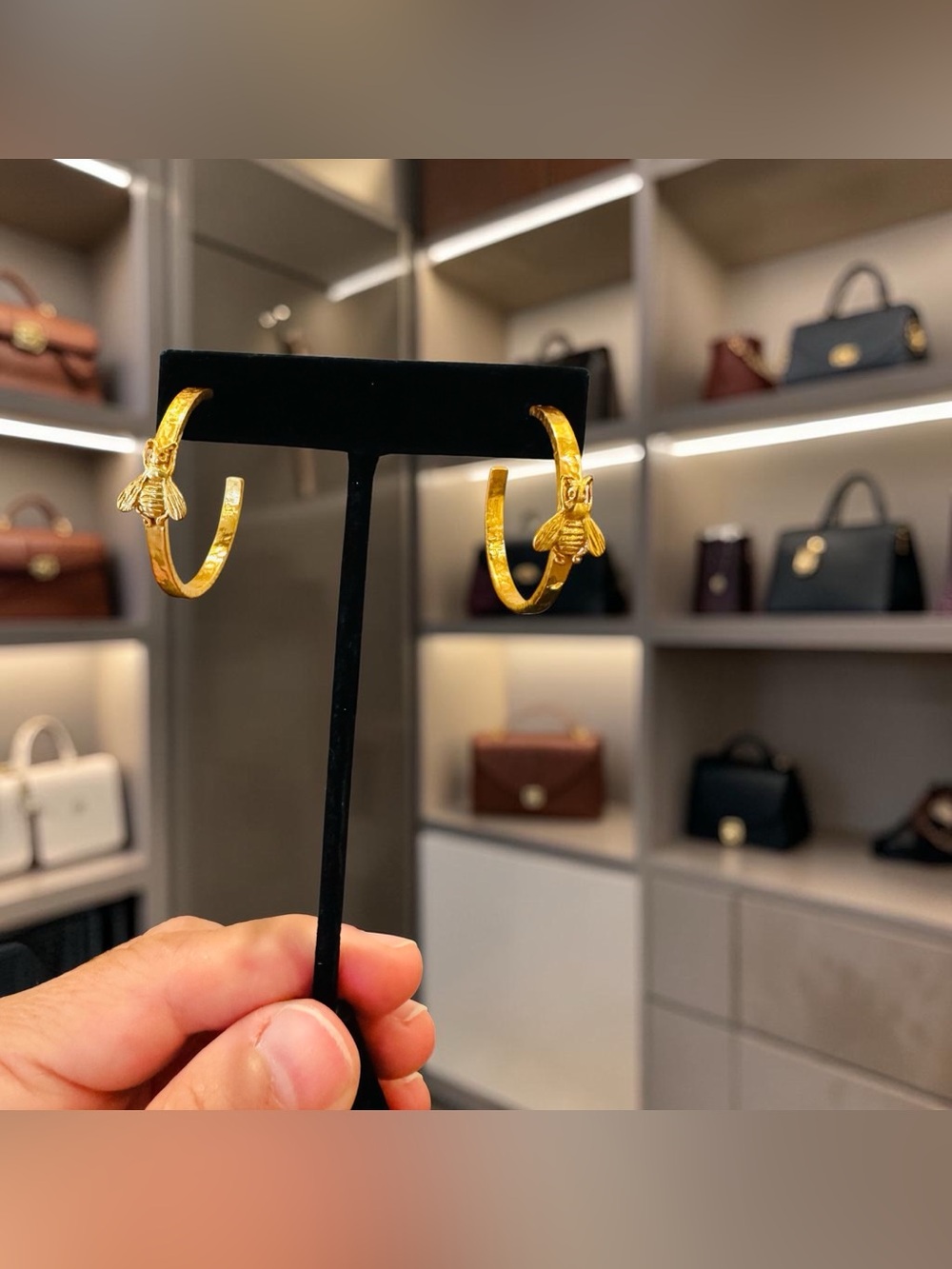 Julie Vos Authentic Luxury Designer Minimalist Spring Summer Bee Hoop Earrings - Picture 4 of 17